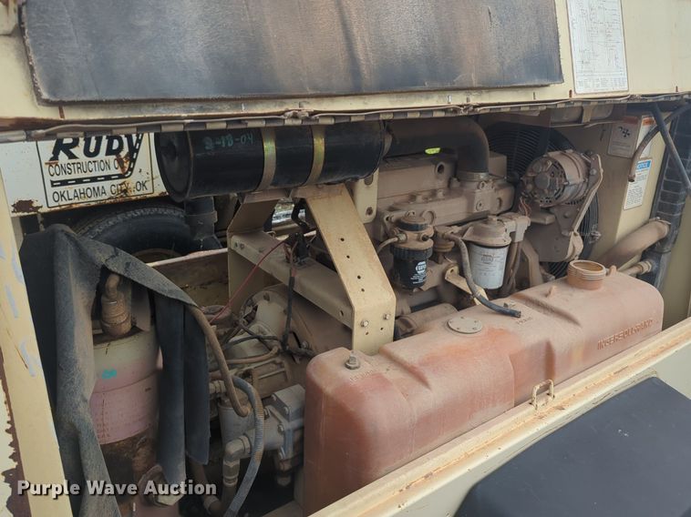 image for item EQ2070 1997 Ingersoll Rand  185 air compressor
