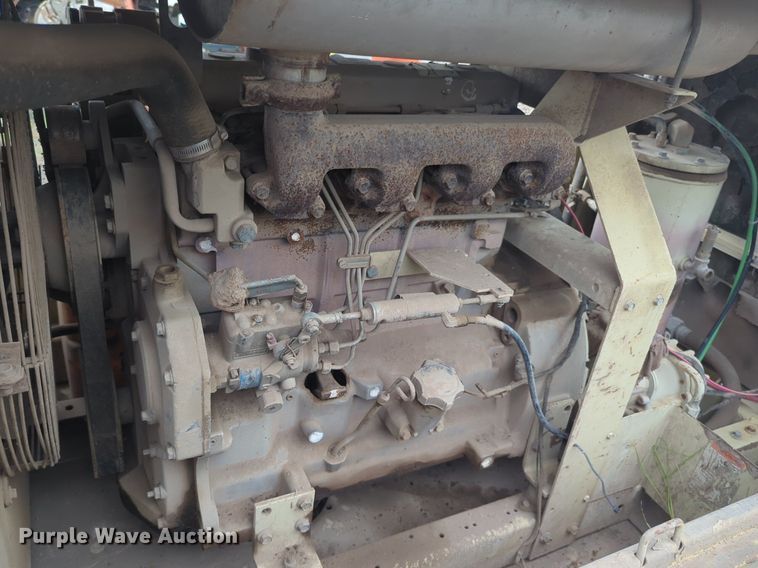 image for item EQ2070 1997 Ingersoll Rand  185 air compressor