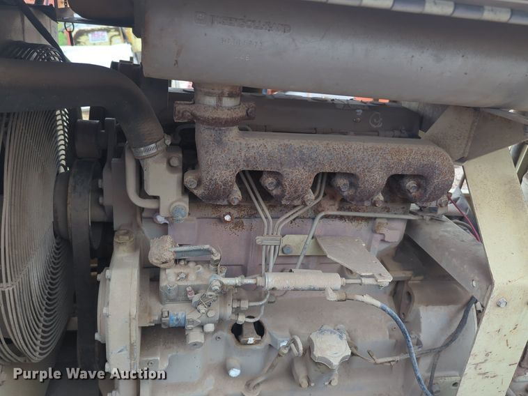 image for item EQ2070 1997 Ingersoll Rand  185 air compressor