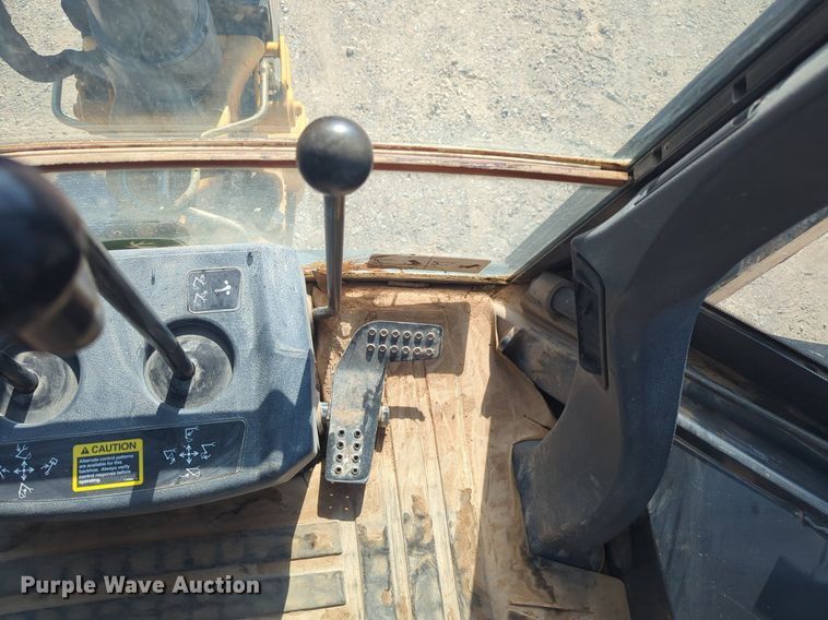 image for item EQ2090 2014 John Deere 310SK backhoe