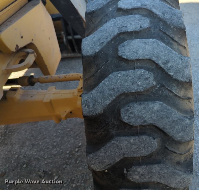 image for item EQ2090 2014 John Deere 310SK backhoe