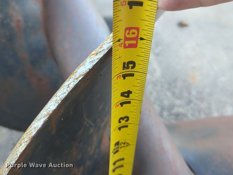 image for item EQ2094 2019 Bobcat 15C skid steer auger