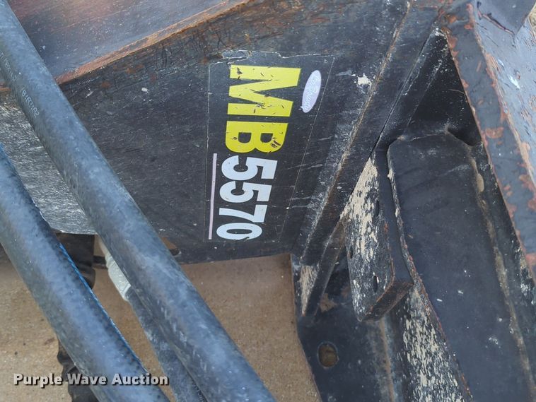 image for item EQ2098 LaBounty MP5570 skid steer breaker