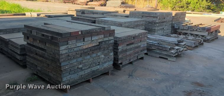 image for item EQ2100 Concrete forms