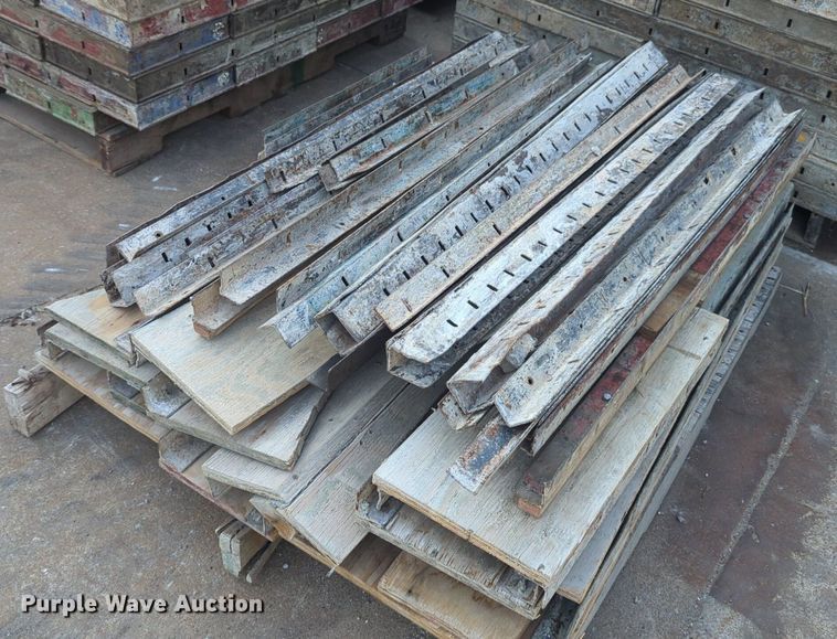 image for item EQ2100 Concrete forms