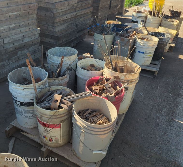 image for item EQ2100 Concrete forms