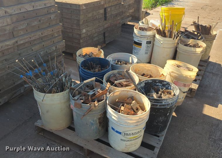 image for item EQ2100 Concrete forms