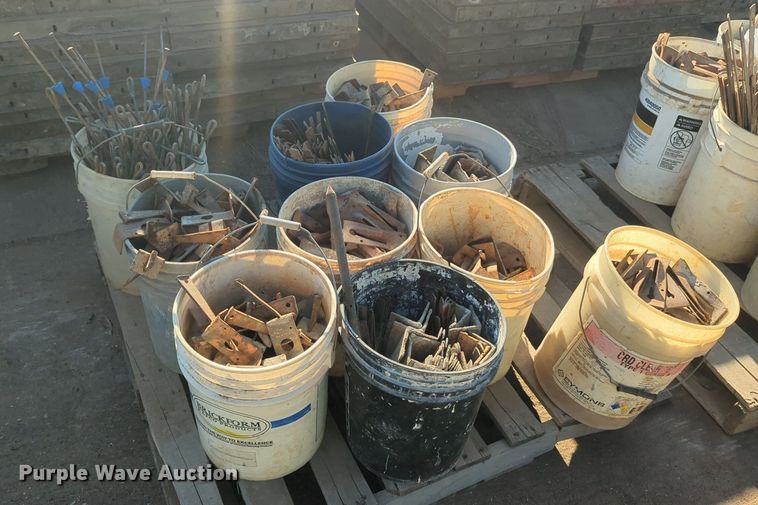 image for item EQ2100 Concrete forms