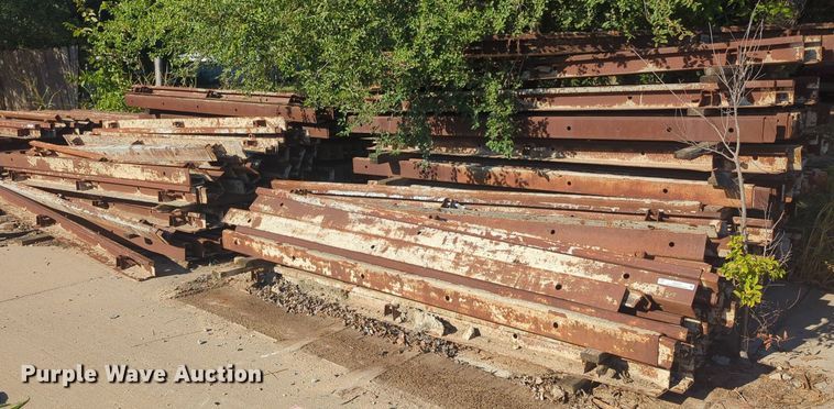 image for item EQ2101 Approximately 100 10'L x 5