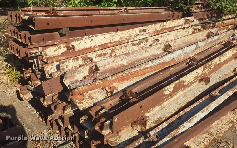 image for item EQ2101 Approximately 100 10'L x 5