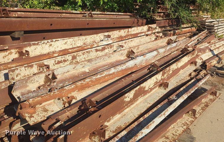 image for item EQ2101 Approximately 100 10'L x 5