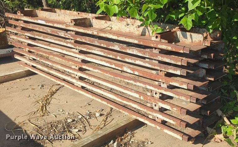 image for item EQ2103 Approximately 16 10'L x 12