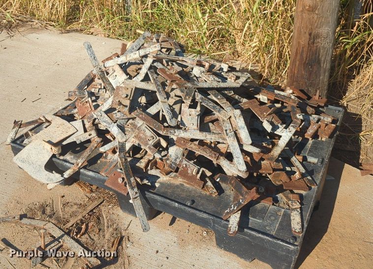 image for item EQ2104 10'L x 12