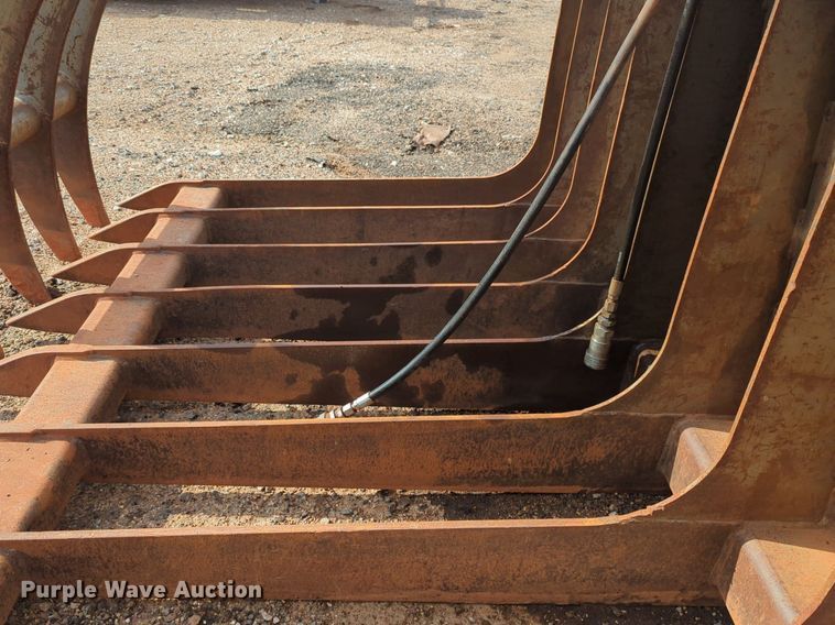 image for item EQ2114 Rockland SBG wheel loader grapple bucket