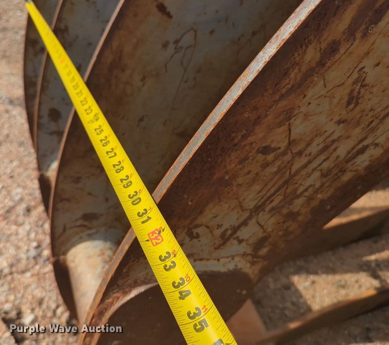 image for item EQ2114 Rockland SBG wheel loader grapple bucket