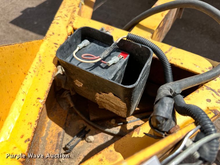 image for item IB9453 2001 Felling equipment trailer