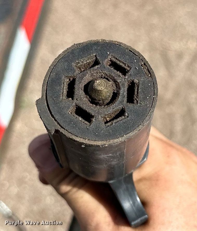 image for item IB9454 1996 Better Built equipment trailer