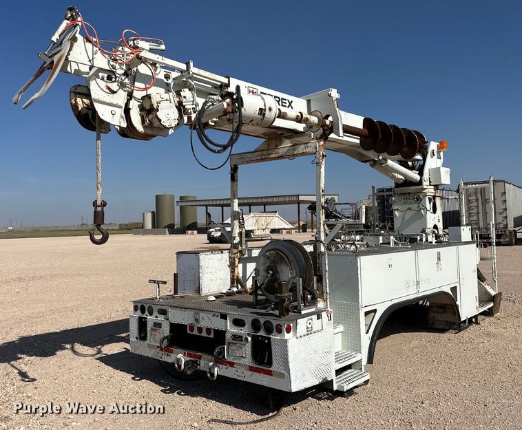 image for item IB9477 Terex Telelect Command 5050 digger derrick bed