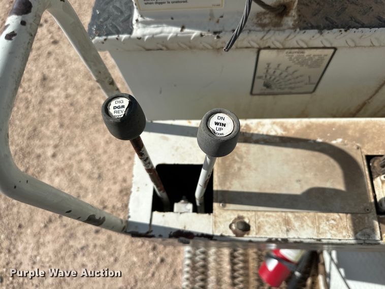 image for item IB9477 Terex Telelect Command 5050 digger derrick bed