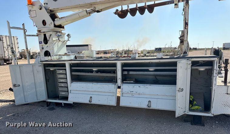 image for item IB9477 Terex Telelect Command 5050 digger derrick bed