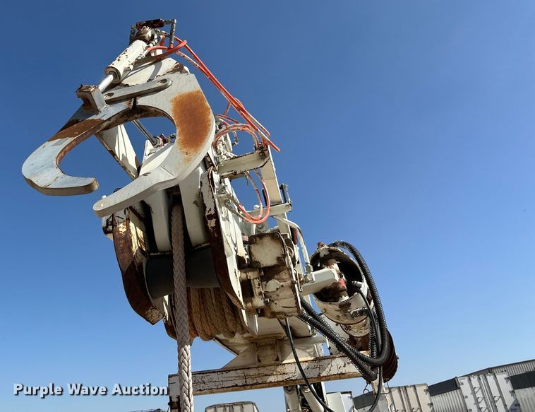 image for item IB9477 Terex Telelect Command 5050 digger derrick bed