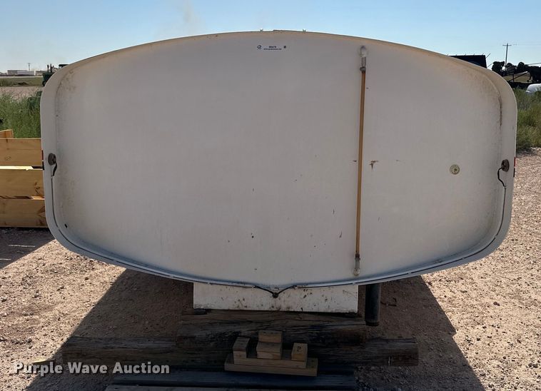 image for item IB9478 Water tank truck bed