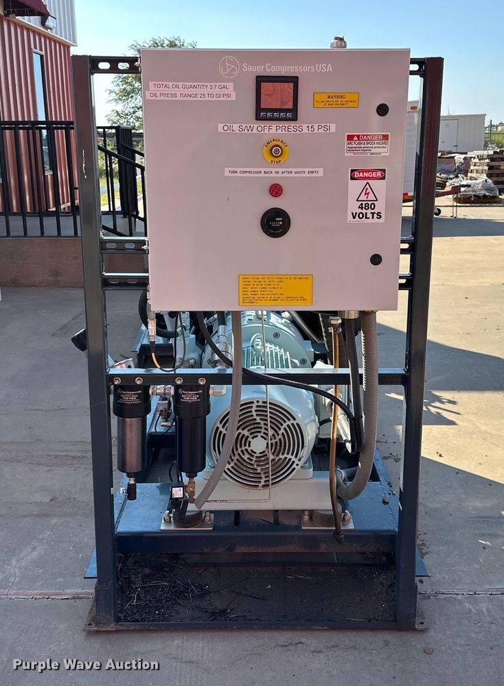 image for item IB9485 2018 Sauer 121L air compressor