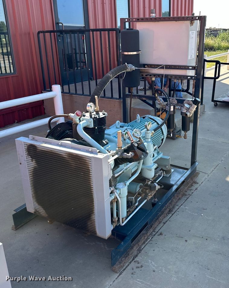 image for item IB9486 2018 Sauer 121L air compressor