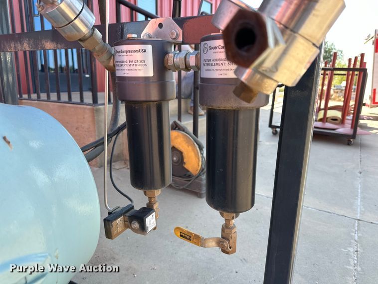 image for item IB9486 2018 Sauer 121L air compressor