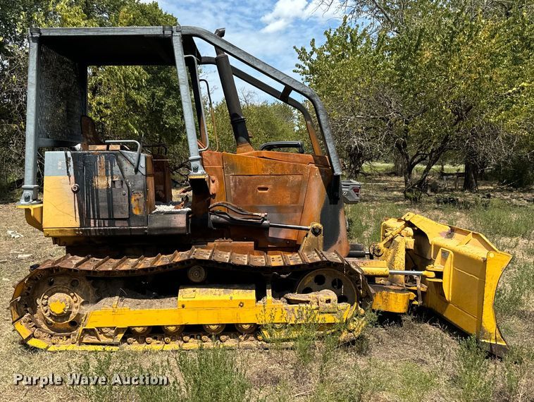 image for item IE9039 Komatsu  D37E dozer