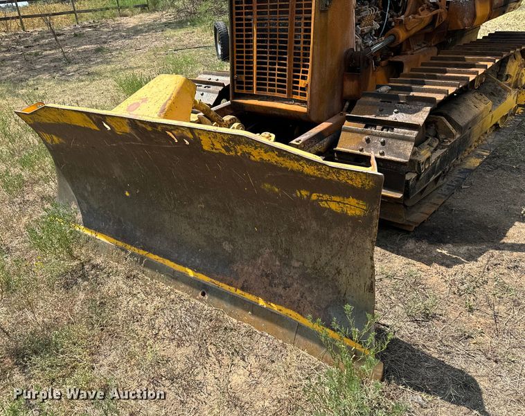 image for item IE9039 Komatsu  D37E dozer