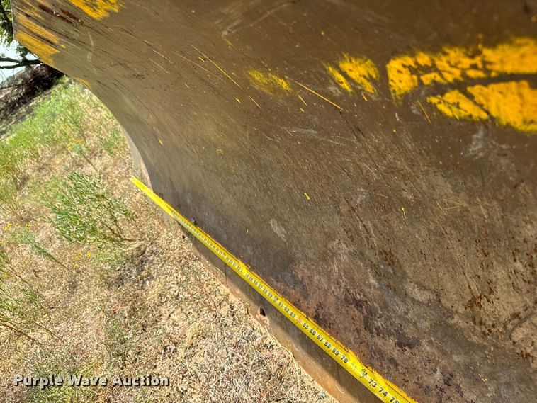 image for item IE9039 Komatsu  D37E dozer