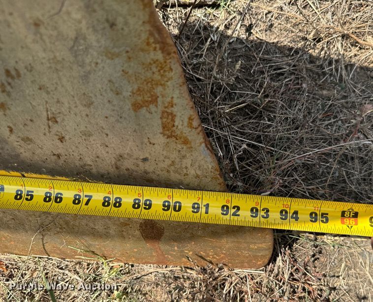 image for item IE9039 Komatsu  D37E dozer