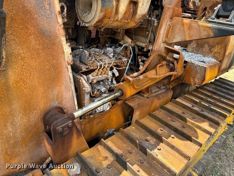 image for item IE9039 Komatsu  D37E dozer