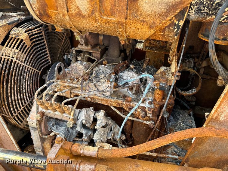 image for item IE9039 Komatsu  D37E dozer