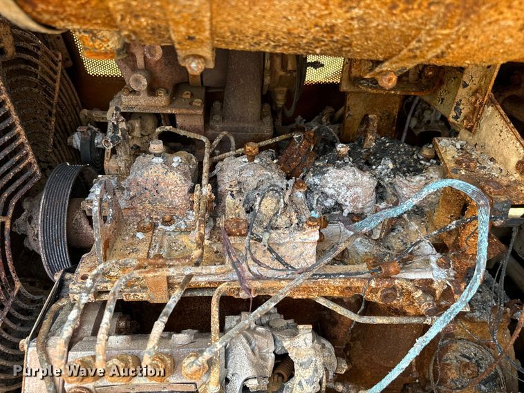 image for item IE9039 Komatsu  D37E dozer