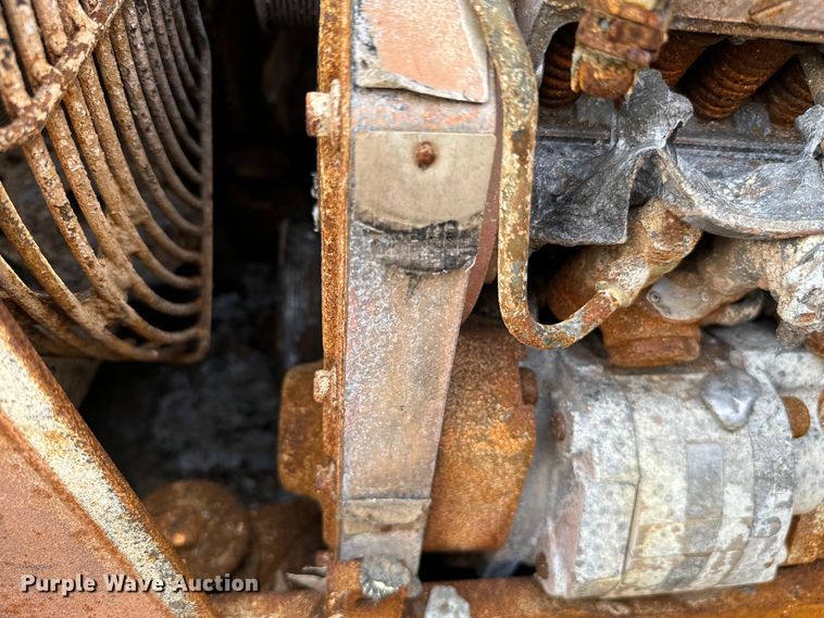 image for item IE9039 Komatsu  D37E dozer