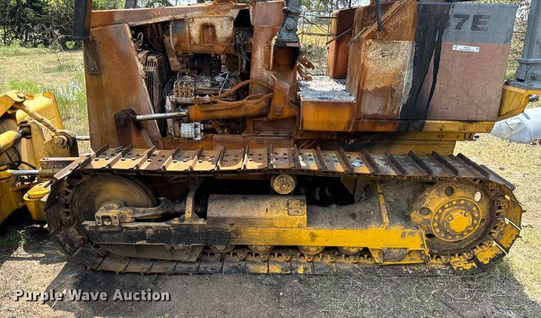 image for item IE9039 Komatsu  D37E dozer