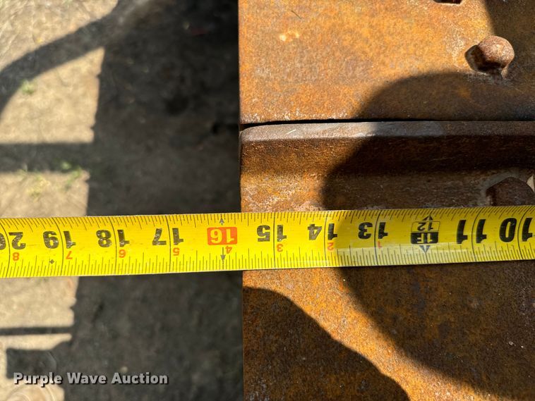 image for item IE9039 Komatsu  D37E dozer