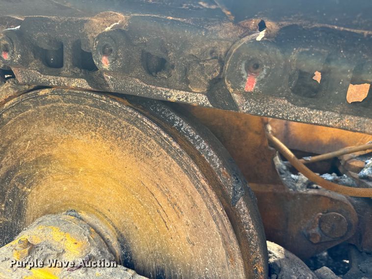 image for item IE9039 Komatsu  D37E dozer