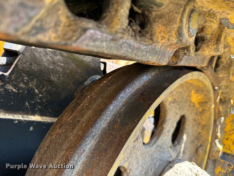 image for item IE9039 Komatsu  D37E dozer