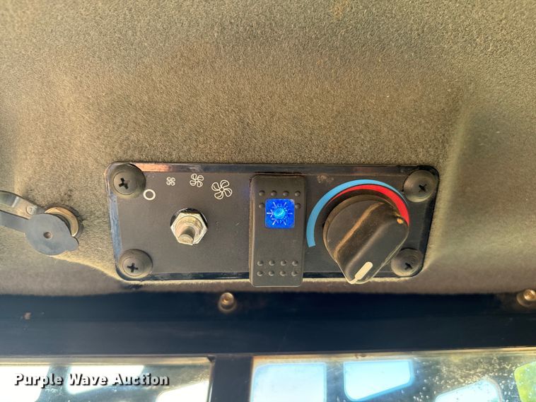 image for item IE9040 2016 ASV R350T forestry tracked skid steer loader