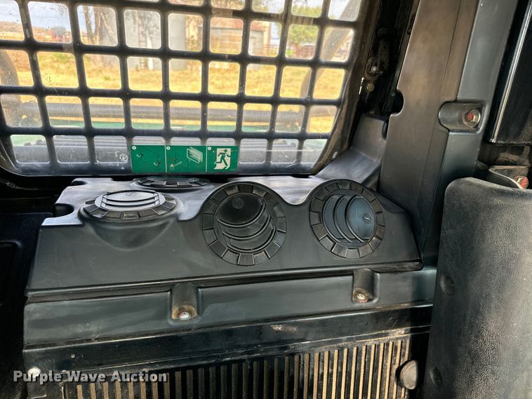 image for item IE9040 2016 ASV R350T forestry tracked skid steer loader