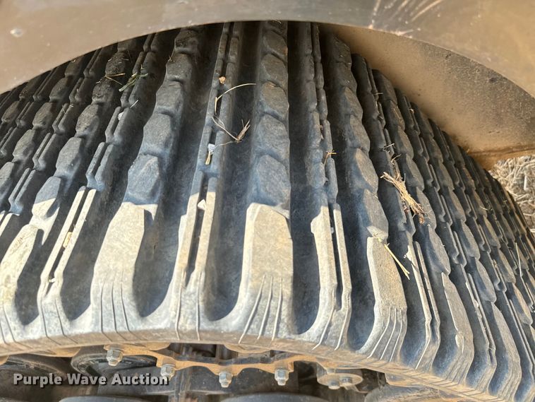 image for item IE9040 2016 ASV R350T forestry tracked skid steer loader