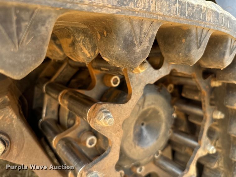 image for item IE9040 2016 ASV R350T forestry tracked skid steer loader