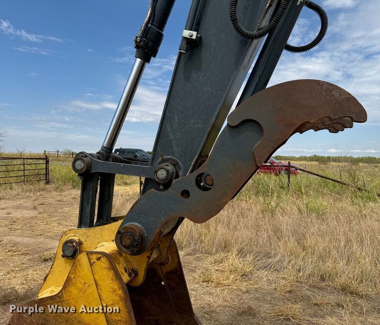 image for item IE9041 2019 John Deere 160G excavator