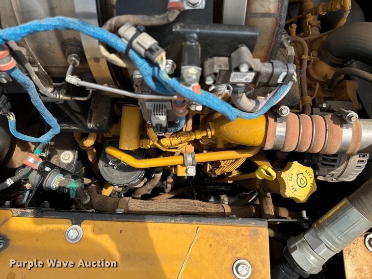 image for item IE9041 2019 John Deere 160G excavator