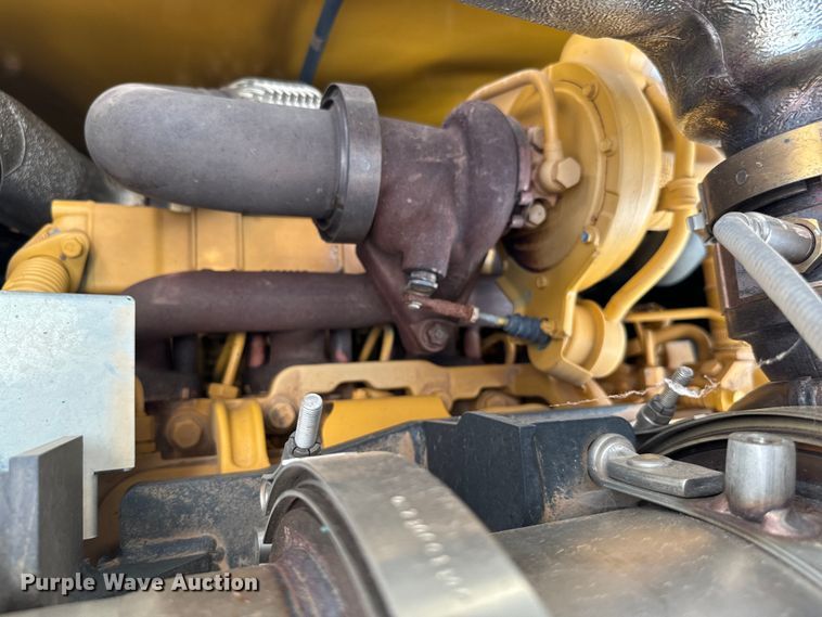 image for item IE9041 2019 John Deere 160G excavator