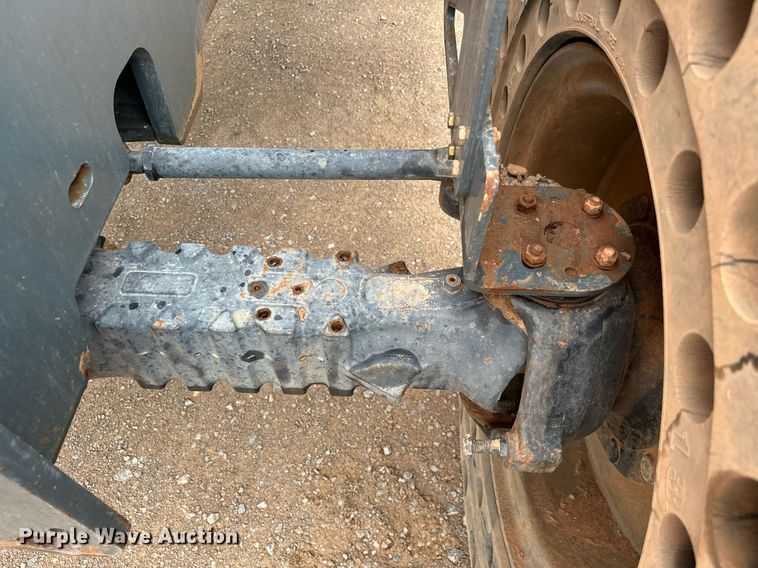 image for item IE9043 2012 Manitou MT8044XT telehandler