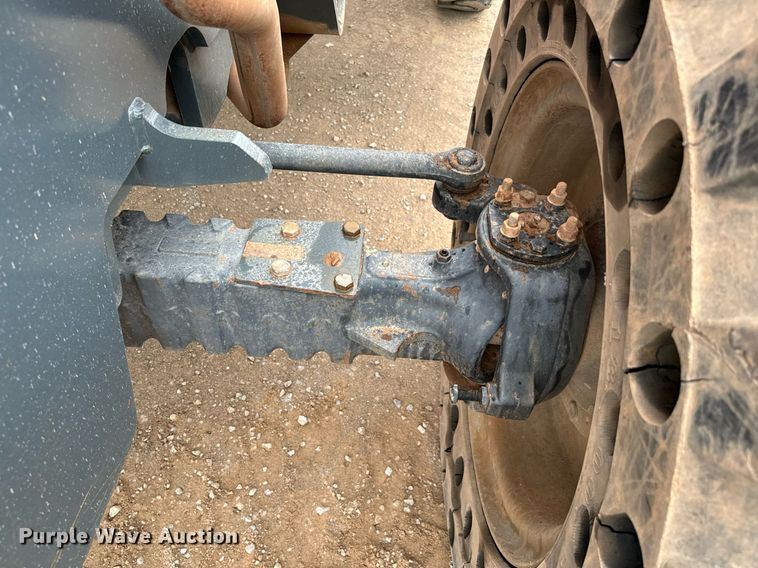 image for item IE9043 2012 Manitou MT8044XT telehandler